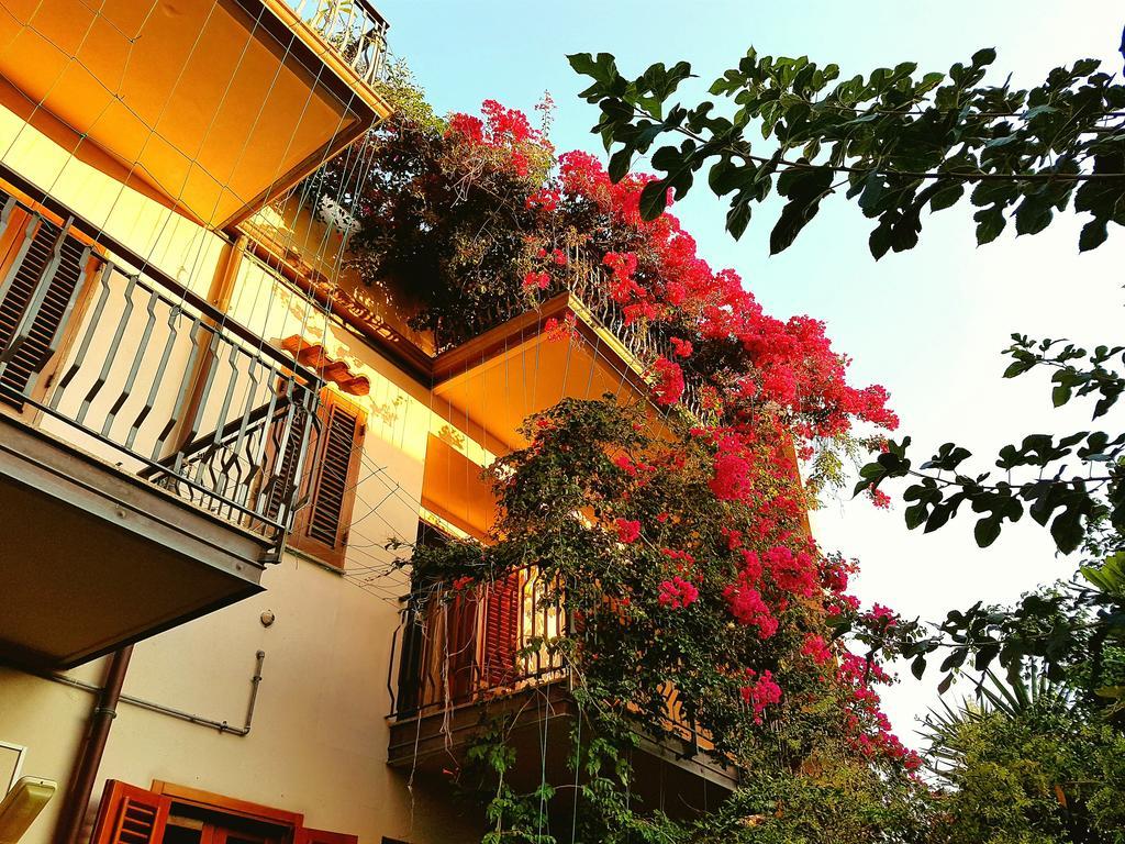 B&B Le Terrazze Capo dʼOrlando Exterior foto